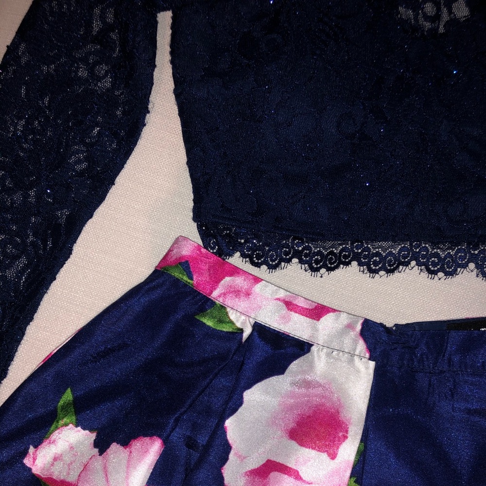 2 PC LACE FLORAL DRESS - Picture 3 of 7